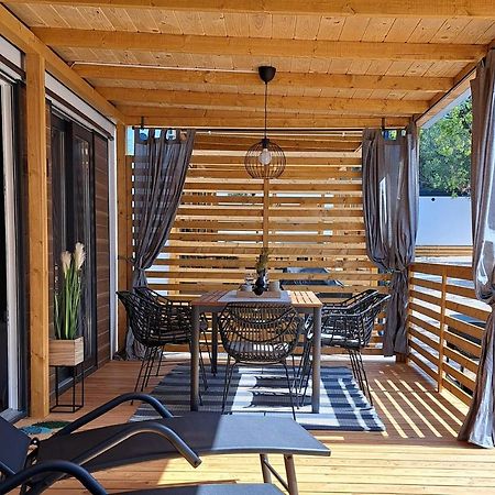 Mobile Home Sole Biograd Na Moru Bagian luar foto