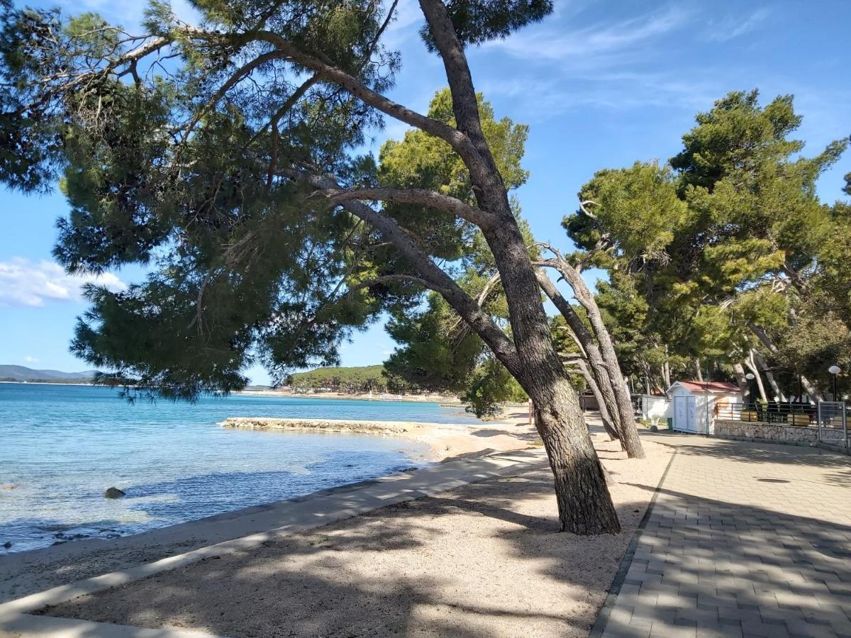 Mobile Home Sole Biograd Na Moru Bagian luar foto