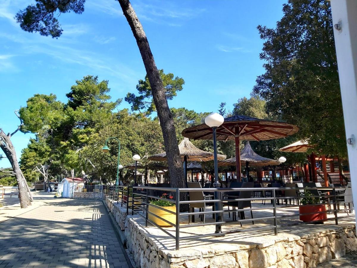 Mobile Home Sole Biograd Na Moru Bagian luar foto