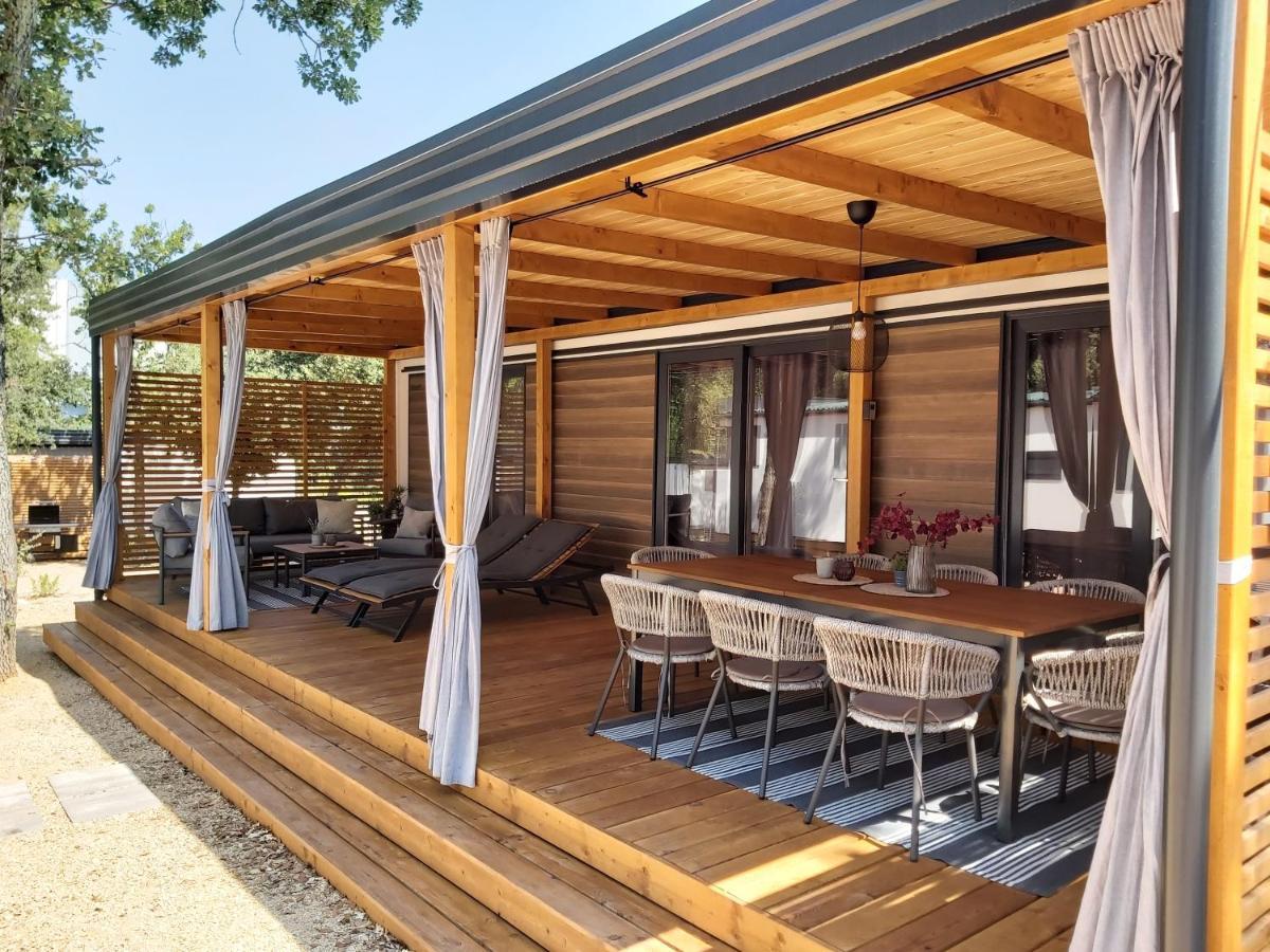 Mobile Home Sole Biograd Na Moru Bagian luar foto