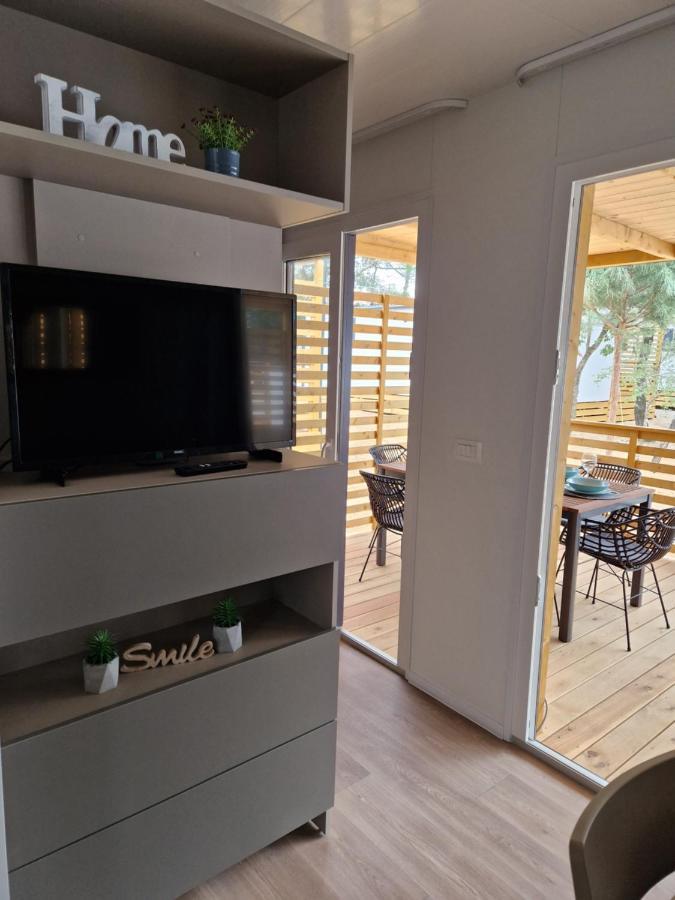 Mobile Home Sole Biograd Na Moru Bagian luar foto