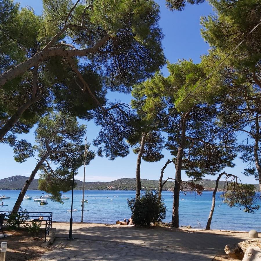Mobile Home Sole Biograd Na Moru Bagian luar foto
