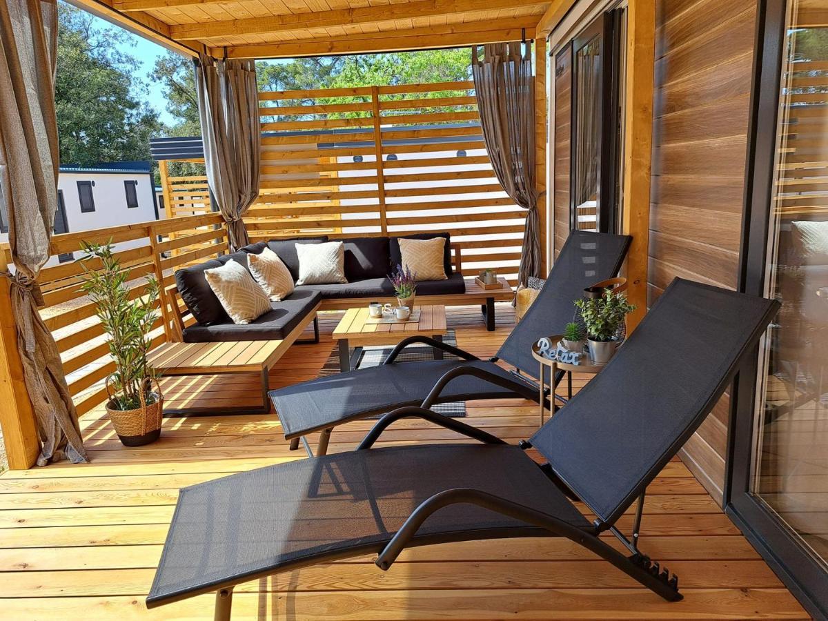 Mobile Home Sole Biograd Na Moru Bagian luar foto