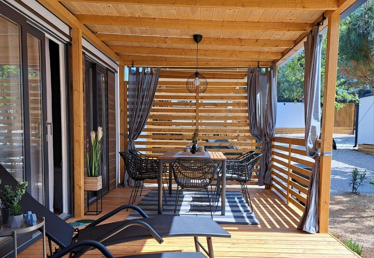Mobile Home Sole Biograd Na Moru Bagian luar foto